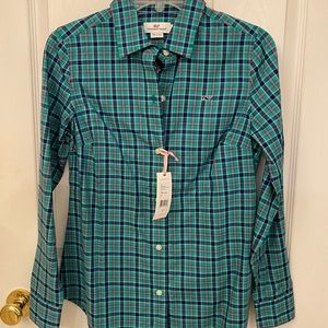 Vineyard Vines plaid button down shirt